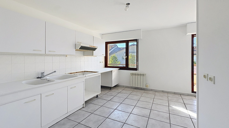 Ma-Cabane - Vente Appartement VILLE LA GRAND, 65 m²