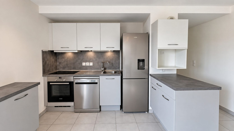Ma-Cabane - Vente Appartement Ville-la-Grand, 65 m²