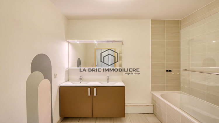 Ma-Cabane - Vente Appartement VILLECRESNES, 63 m²