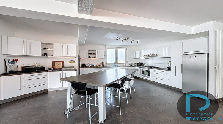 Ma-Cabane - Vente Appartement Villefranche-sur-Saône, 195 m²