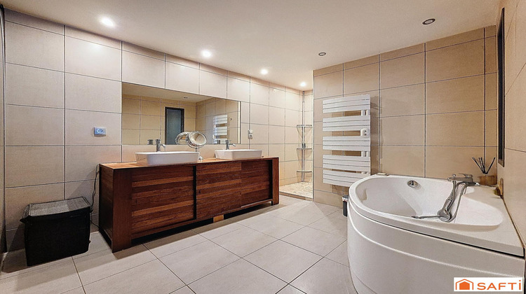 Ma-Cabane - Vente Appartement Villefranche-sur-Saone, 113 m²