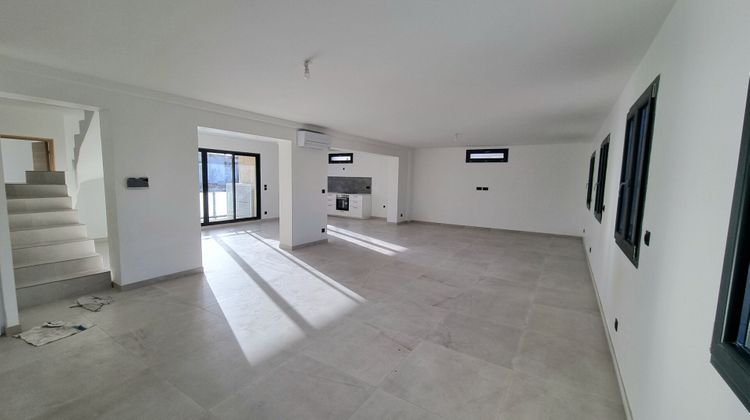 Ma-Cabane - Vente Appartement VILLEMOMBLE, 152 m²