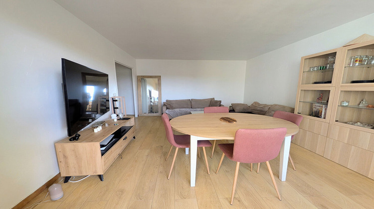 Ma-Cabane - Vente Appartement VILLEMOMBLE, 62 m²