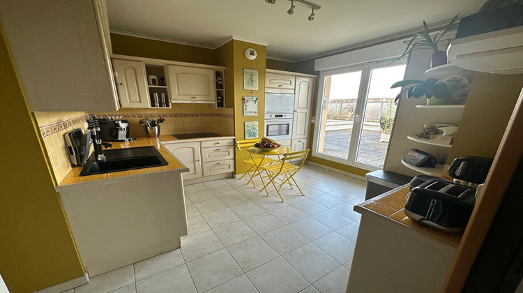 Ma-Cabane - Vente Appartement VILLEMOMBLE, 153 m²