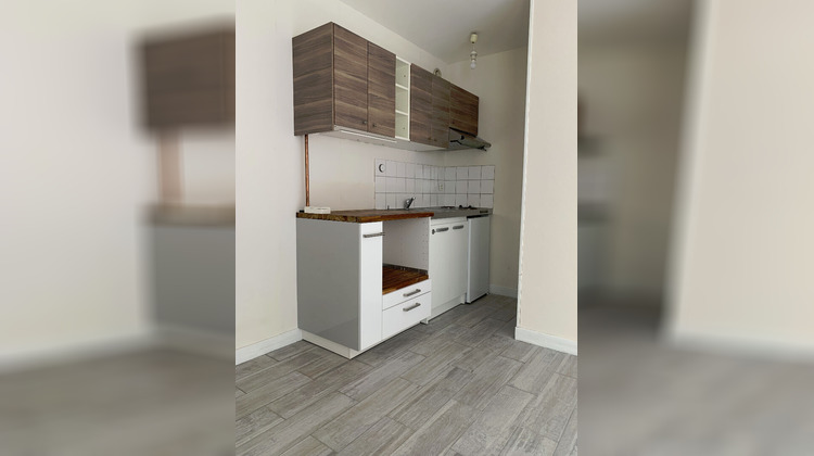 Ma-Cabane - Vente Appartement VILLEMOMBLE, 28 m²
