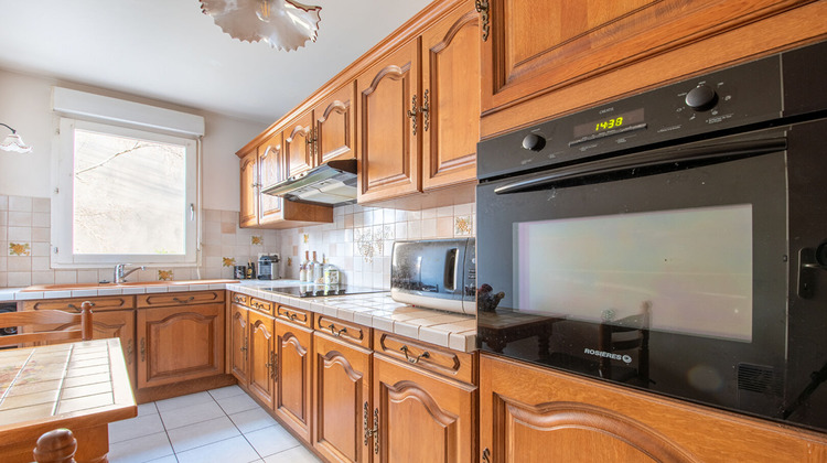 Ma-Cabane - Vente Appartement VILLEMOMBLE, 77 m²
