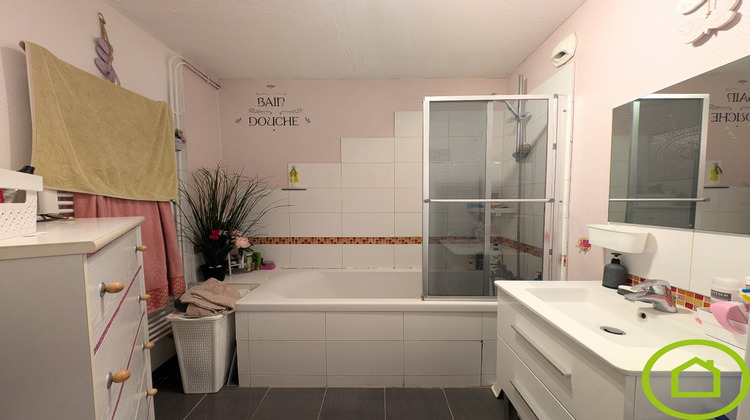 Ma-Cabane - Vente Appartement VILLENEUVE D'ASCQ, 90 m²