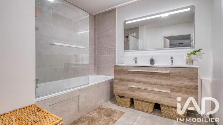 Ma-Cabane - Vente Appartement Villeneuve-le-Comte, 57 m²