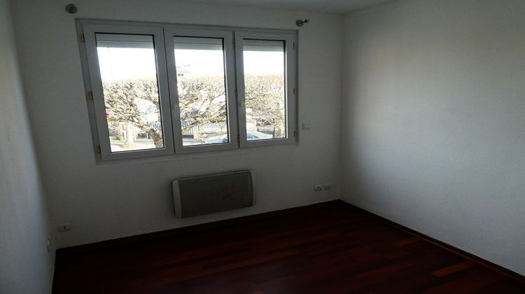 Ma-Cabane - Vente Appartement VILLENEUVE-LE-ROI, 28 m²