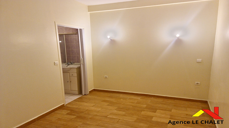 Ma-Cabane - Vente Appartement VILLENEUVE-LE-ROI, 27 m²