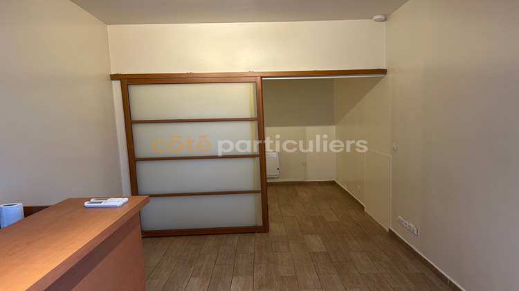 Ma-Cabane - Vente Appartement VILLENEUVE-LE-ROI, 27 m²