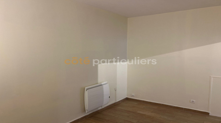 Ma-Cabane - Vente Appartement VILLENEUVE-LE-ROI, 27 m²
