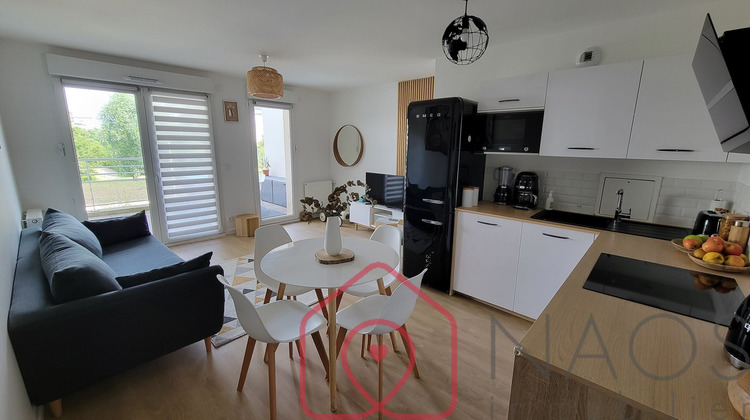 Ma-Cabane - Vente Appartement VILLENEUVE LE ROI, 47 m²