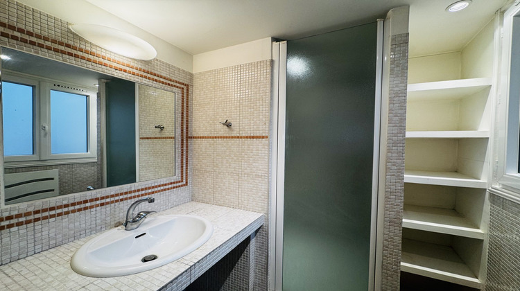 Ma-Cabane - Vente Appartement Villeneuve-lès-Avignon, 61 m²