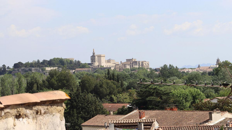 Ma-Cabane - Vente Appartement VILLENEUVE LES AVIGNON, 90 m²