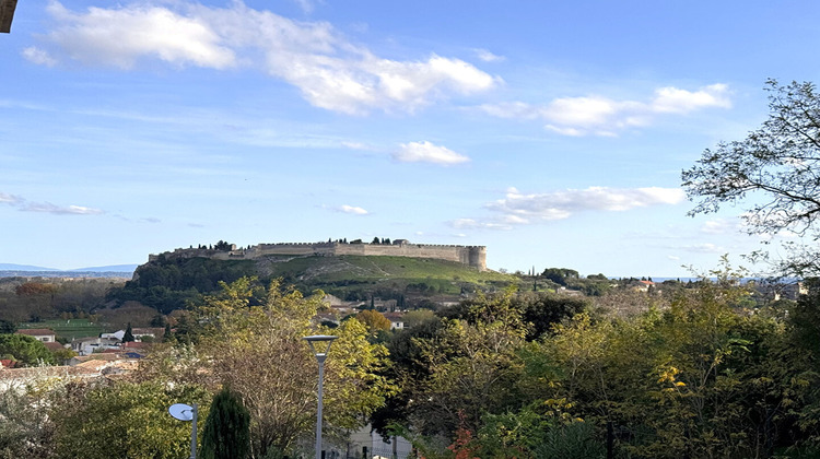 Ma-Cabane - Vente Appartement VILLENEUVE-LES-AVIGNON, 84 m²