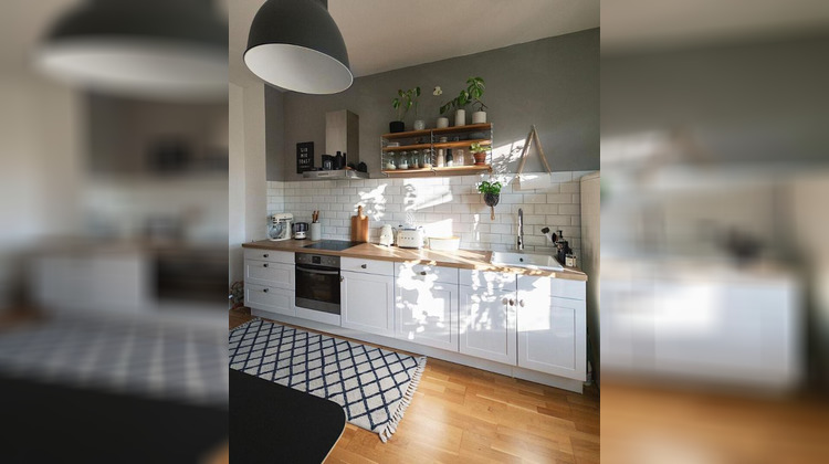 Ma-Cabane - Vente Appartement VILLENEUVE LES AVIGNON, 88 m²