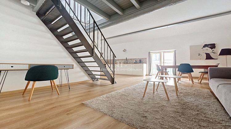 Ma-Cabane - Vente Appartement VILLENEUVE-LES-AVIGNON, 58 m²