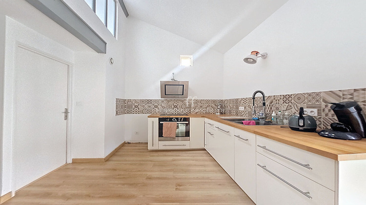 Ma-Cabane - Vente Appartement VILLENEUVE-LES-AVIGNON, 58 m²