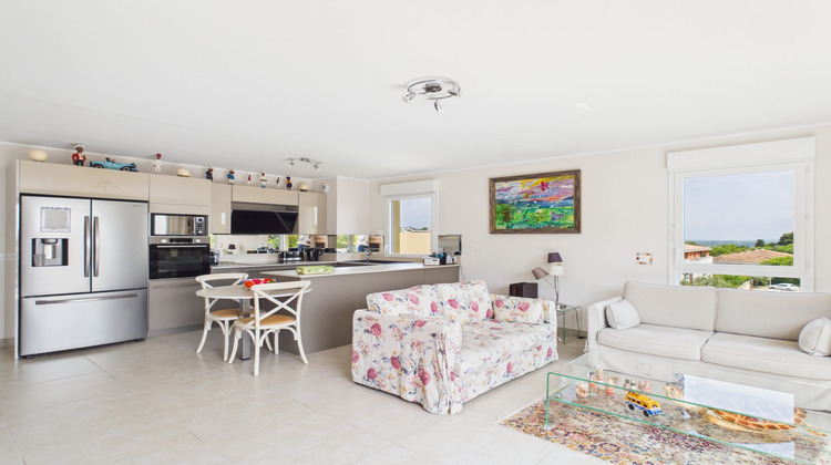 Ma-Cabane - Vente Appartement Villeneuve-lès-Avignon, 88 m²
