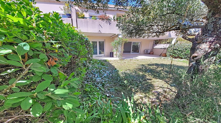 Ma-Cabane - Vente Appartement Villeneuve-lès-Avignon, 82 m²