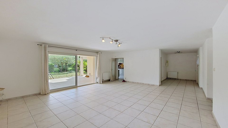 Ma-Cabane - Vente Appartement Villeneuve-lès-Avignon, 82 m²
