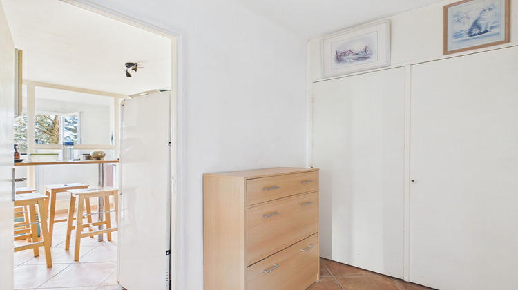 Ma-Cabane - Vente Appartement Villeneuve-lès-Avignon, 66 m²