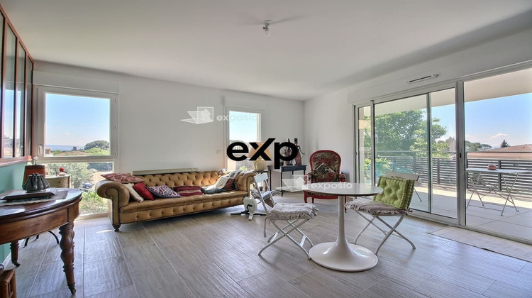 Ma-Cabane - Vente Appartement Villeneuve-lès-Avignon, 89 m²