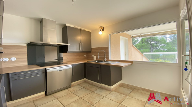 Ma-Cabane - Vente Appartement Villeneuve-lès-Avignon, 120 m²