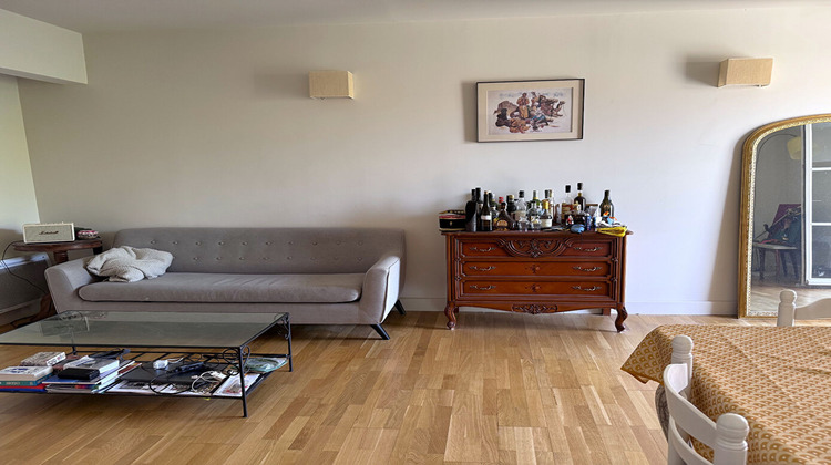 Ma-Cabane - Vente Appartement VILLENEUVE-LES-AVIGNON, 60 m²