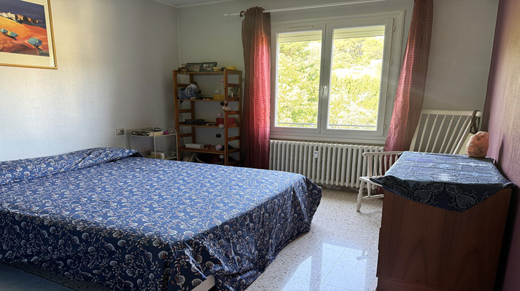 Ma-Cabane - Vente Appartement VILLENEUVE-LES-AVIGNON, 83 m²