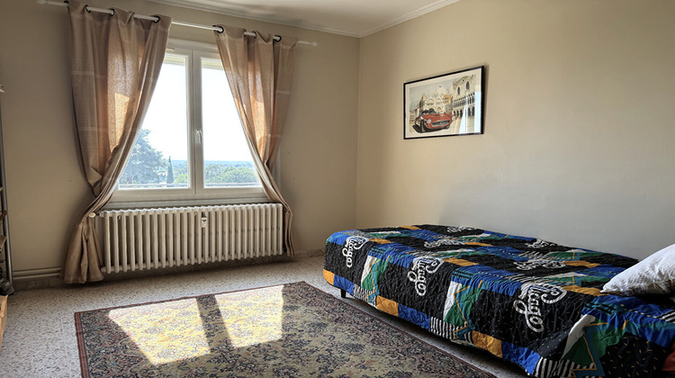 Ma-Cabane - Vente Appartement VILLENEUVE-LES-AVIGNON, 83 m²