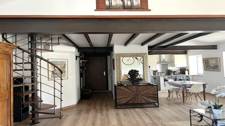 Ma-Cabane - Vente Appartement VILLENEUVE-LES-AVIGNON, 48 m²