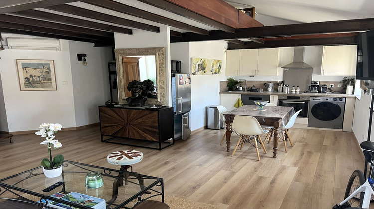 Ma-Cabane - Vente Appartement VILLENEUVE-LES-AVIGNON, 48 m²