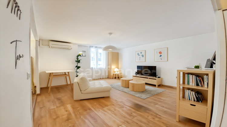 Ma-Cabane - Vente Appartement VILLENEUVE LES AVIGNON, 105 m²
