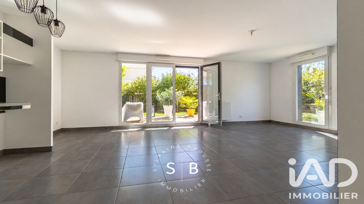 Ma-Cabane - Vente Appartement Villepreux, 65 m²
