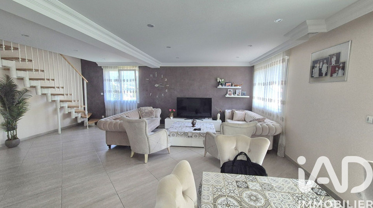 Ma-Cabane - Vente Appartement Villers-le-Lac, 118 m²