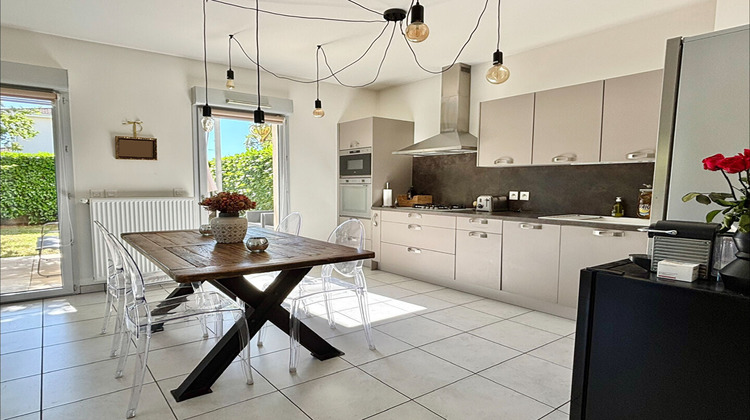 Ma-Cabane - Vente Appartement VILLETTE-D'ANTHON, 62 m²