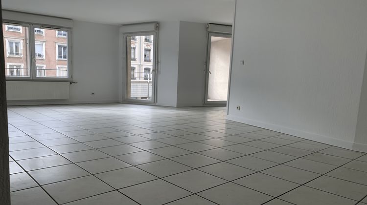 Ma-Cabane - Vente Appartement Villeurbanne, 74 m²