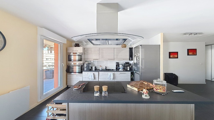 Ma-Cabane - Vente Appartement VILLEURBANNE, 68 m²