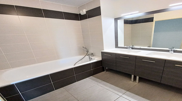 Ma-Cabane - Vente Appartement VILLEURBANNE, 90 m²