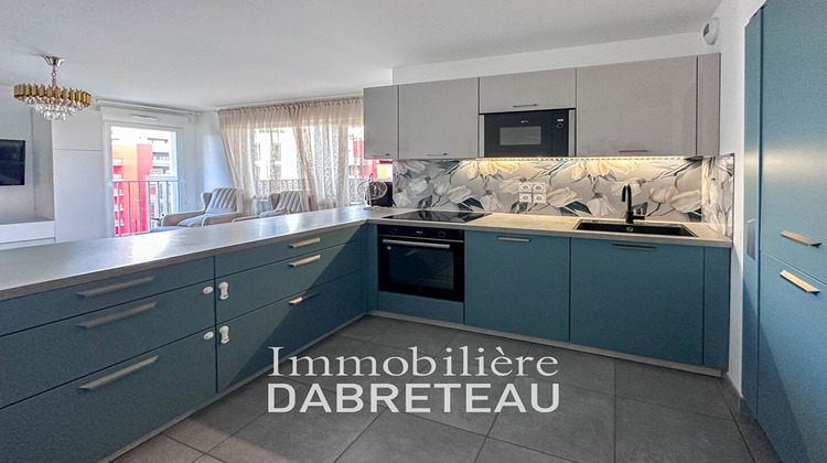 Ma-Cabane - Vente Appartement VILLEURBANNE, 75 m²