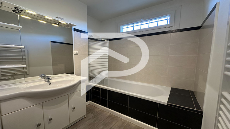 Ma-Cabane - Vente Appartement VINON-SUR-VERDON, 70 m²