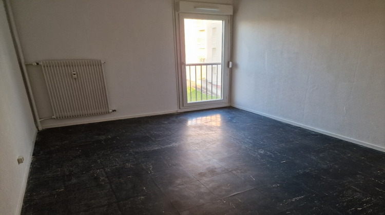 Ma-Cabane - Vente Appartement VITTEL, 64 m²