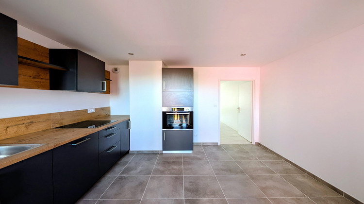 Ma-Cabane - Vente Appartement Viuz-en-Sallaz, 62 m²