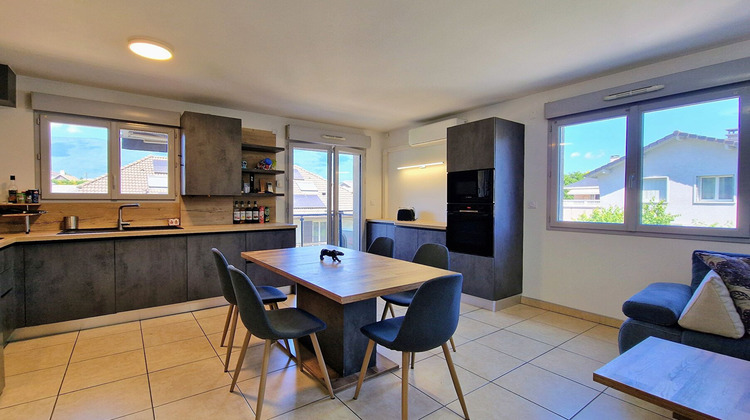 Ma-Cabane - Vente Appartement VIVIERS-DU-LAC, 68 m²