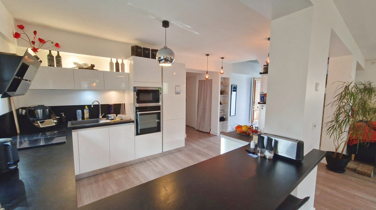 Ma-Cabane - Vente Appartement VIVIERS-DU-LAC, 176 m²
