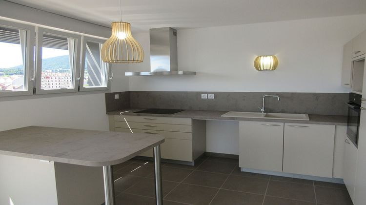 Ma-Cabane - Vente Appartement VOIRON, 115 m²