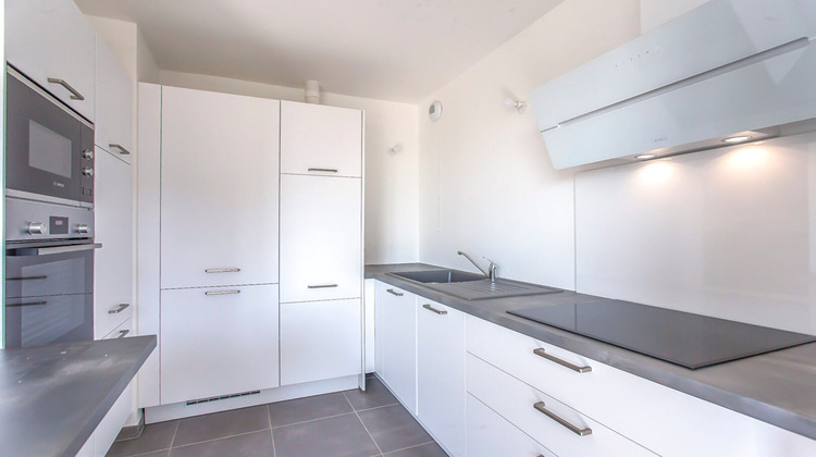 Ma-Cabane - Vente Appartement VOIRON, 65 m²