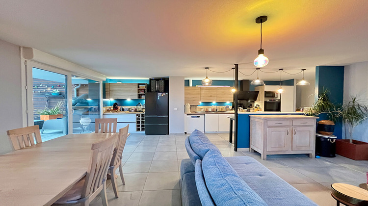 Ma-Cabane - Vente Appartement VOIRON, 100 m²